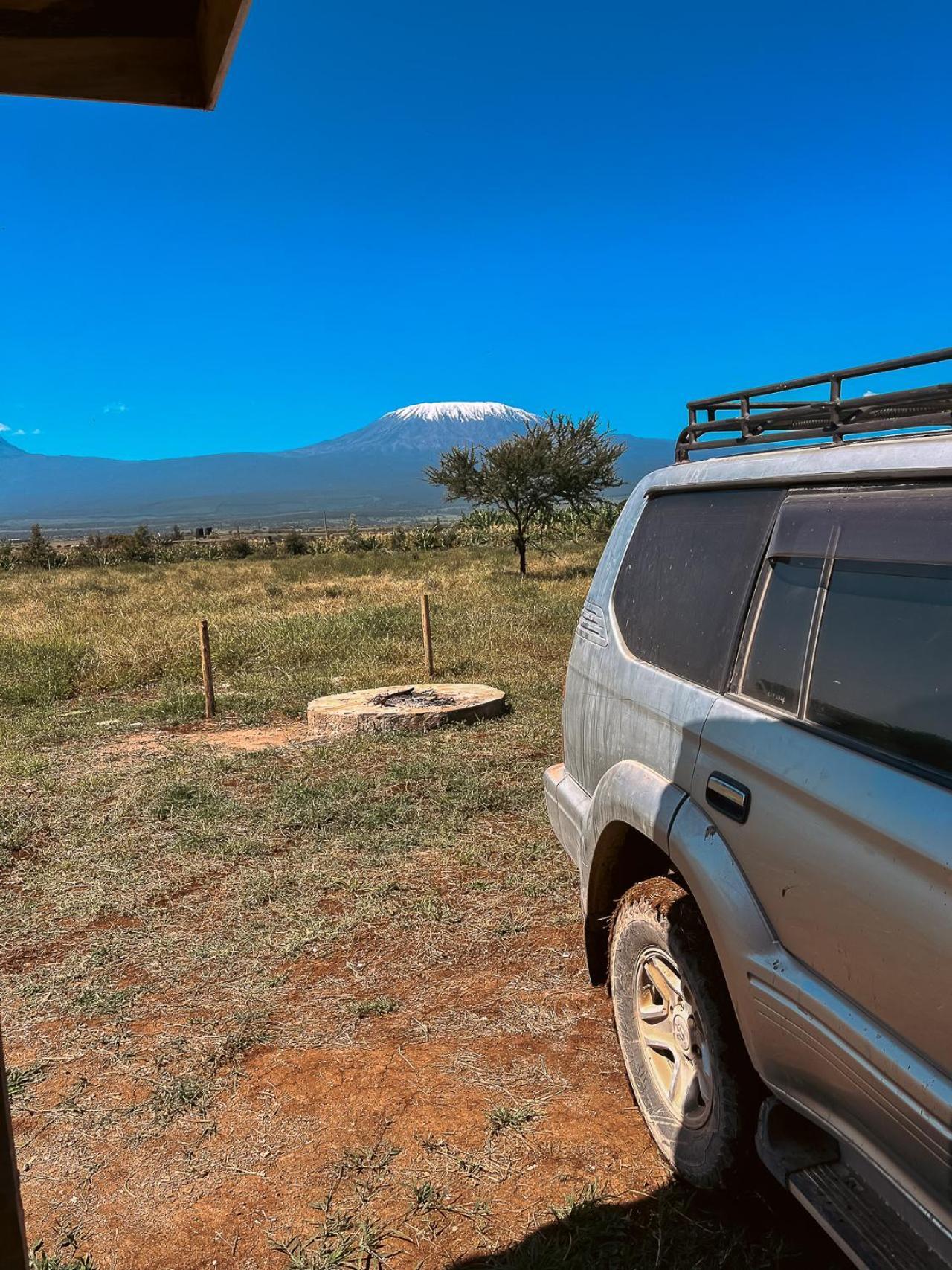 Kilimanjaro View Cabin-Amboseli Oloitokitok Eksteriør bilde